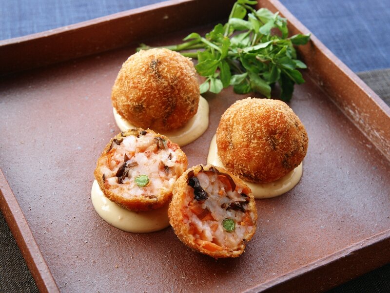 Crispy croquettes with sauce