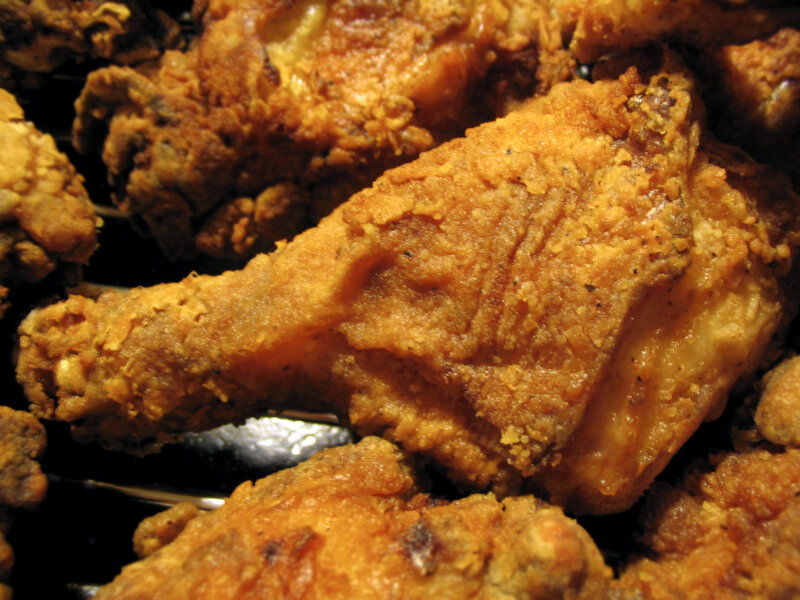 crispy fried chicken pieces
