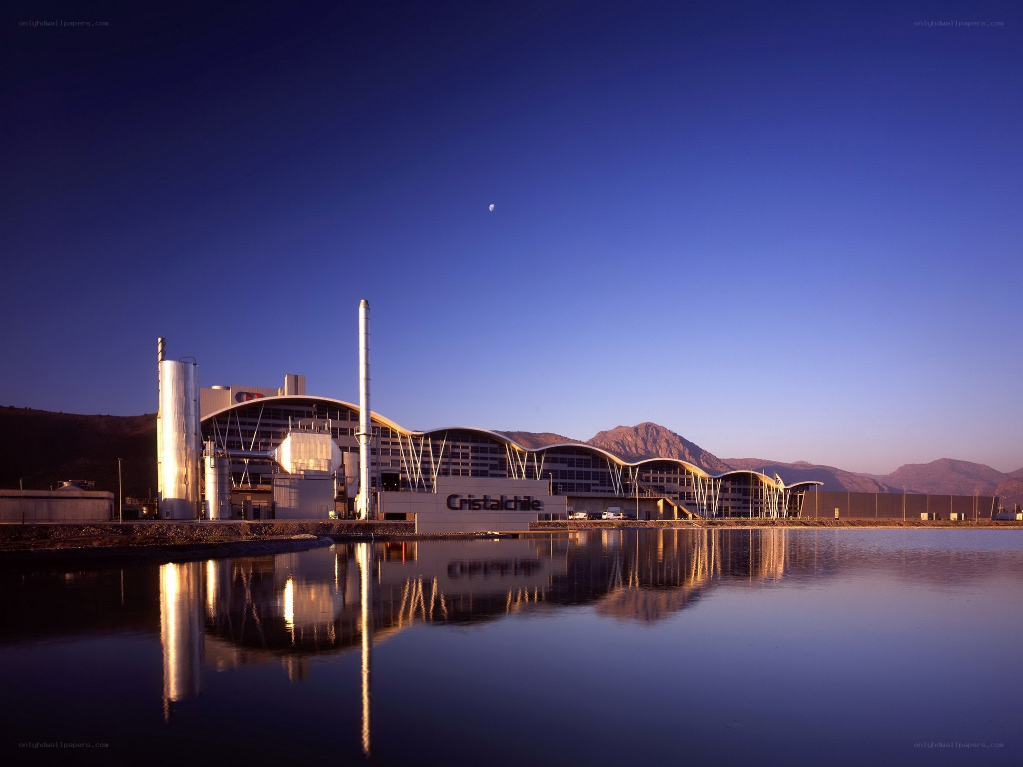 Cristalchile factory at dusk