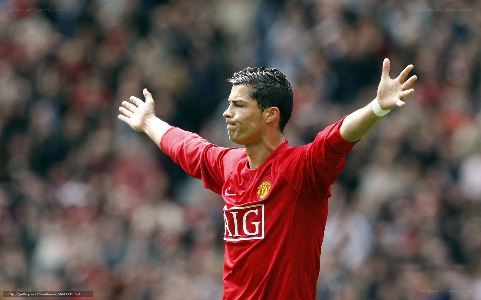 Cristiano Ronaldo celebrates