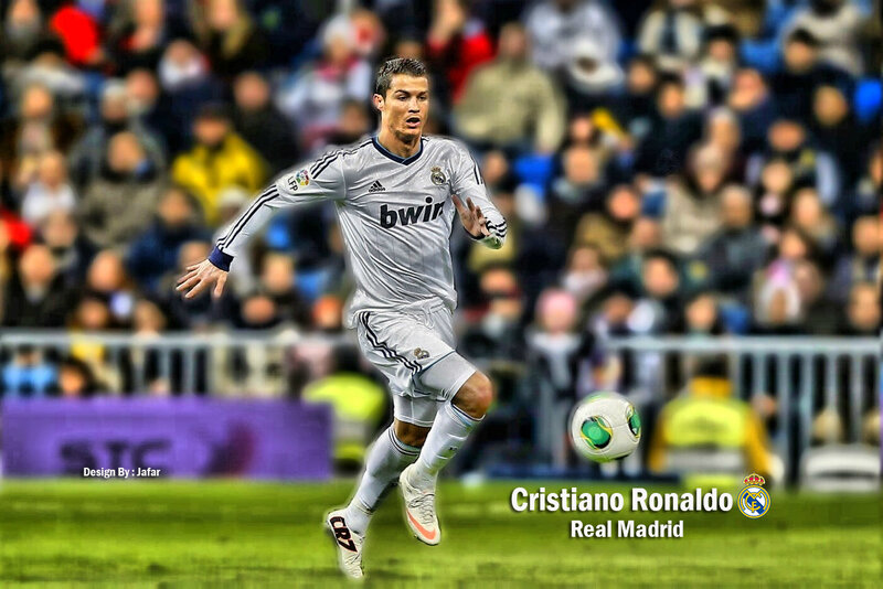 Cristiano Ronaldo Running — Green