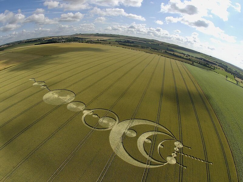 Crop Circle Design — Green, Serene