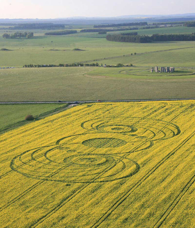 Crop circle near Stonehenge