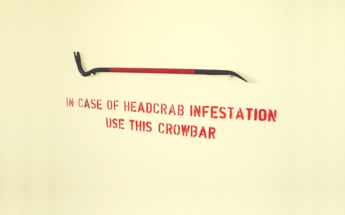 Crowbar for headcrab infestation