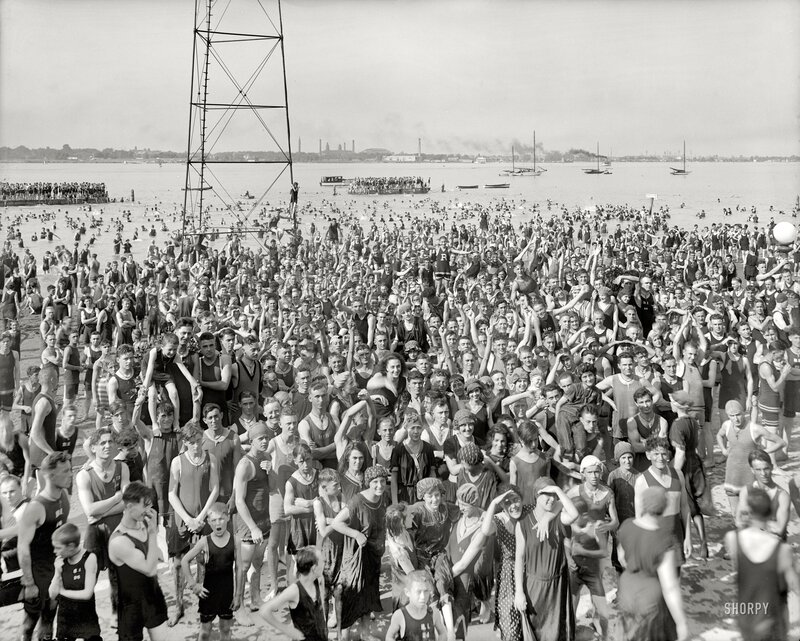 Crowd at Beach — Black