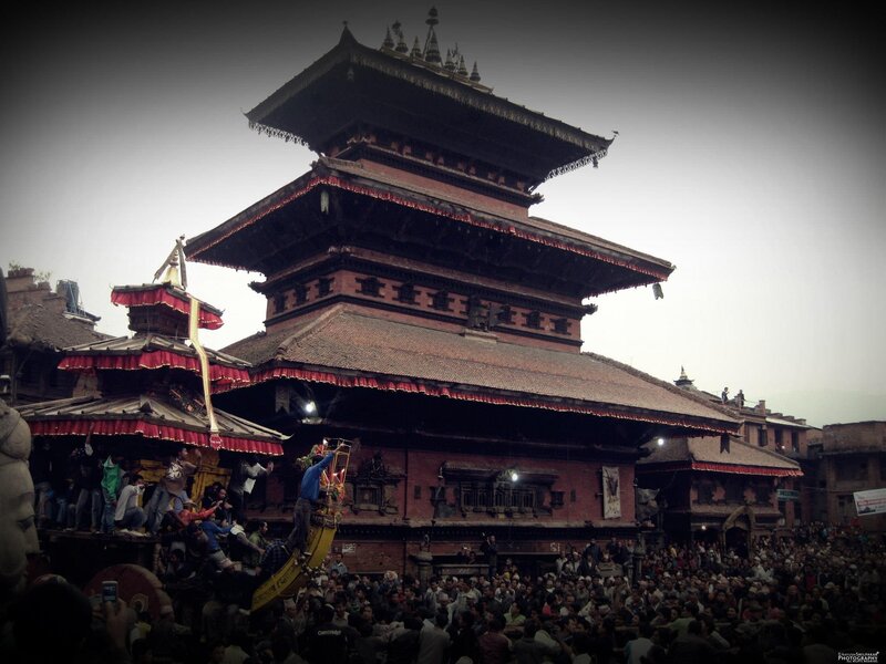 Crowd at Temple Festival — Brown