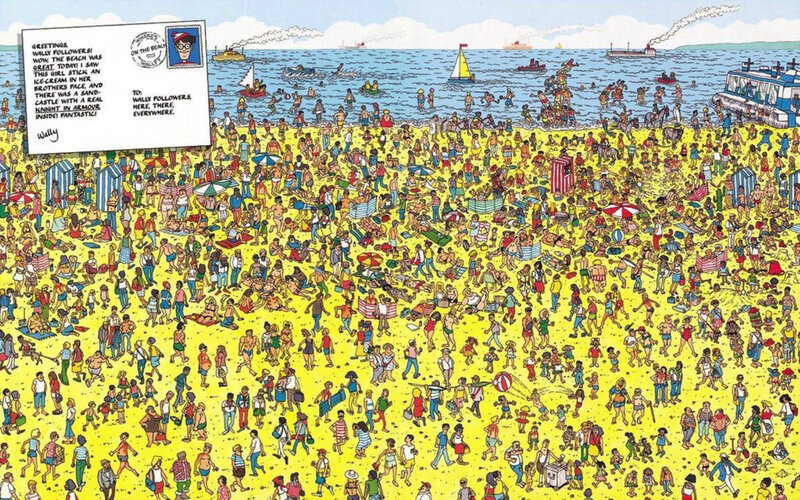 Crowded Beach Scene — Yellow