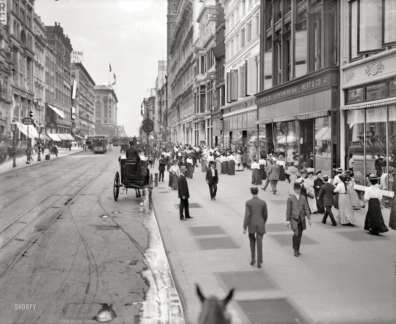 Crowded City Street — Black, Busy