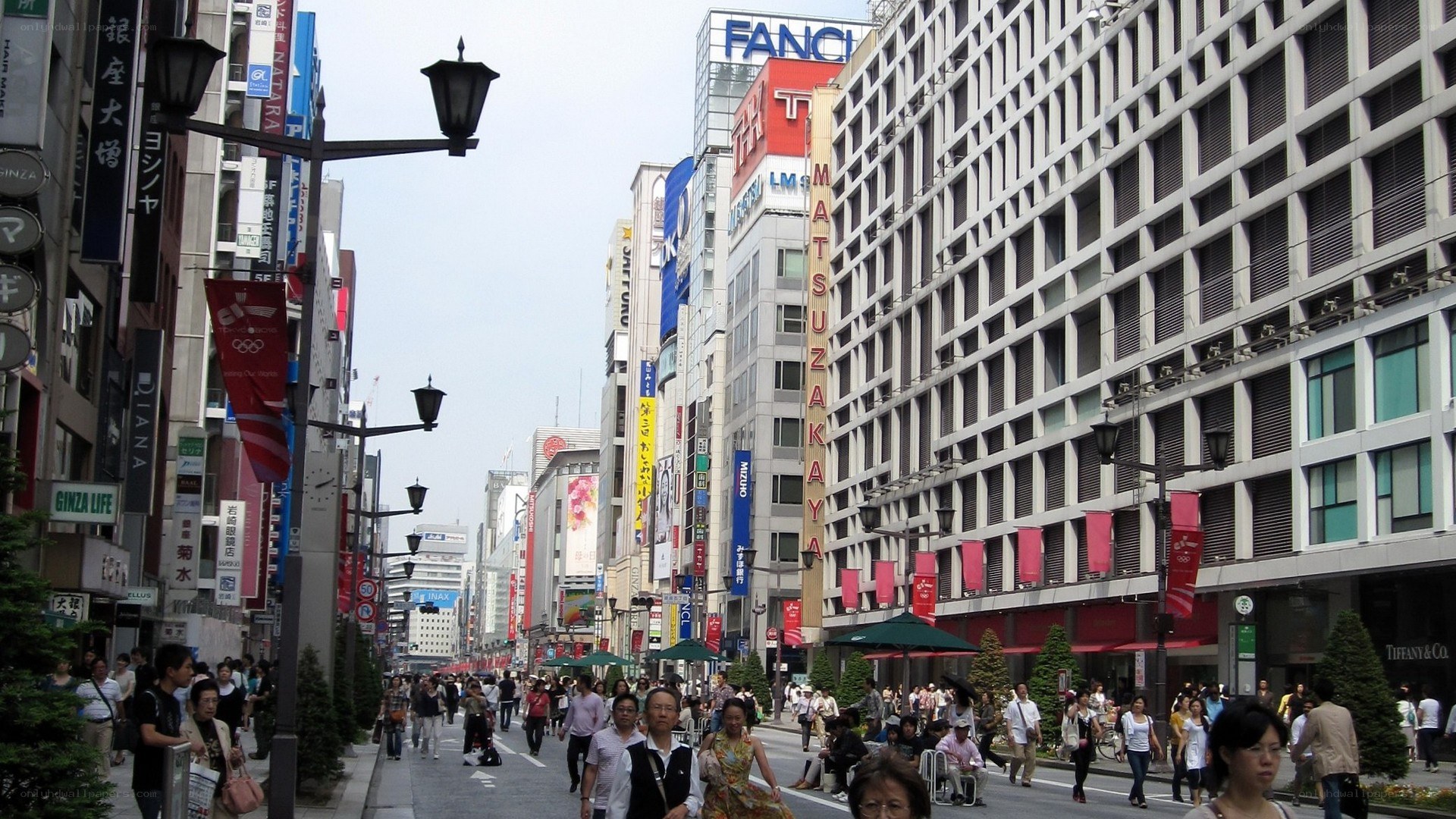 Crowded street in Tokyo