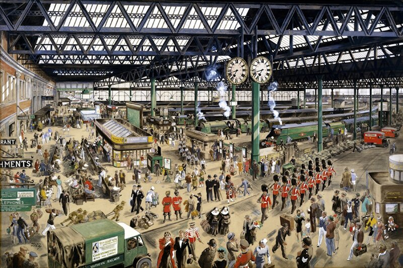 Crowded Train Station — Green, Busy
