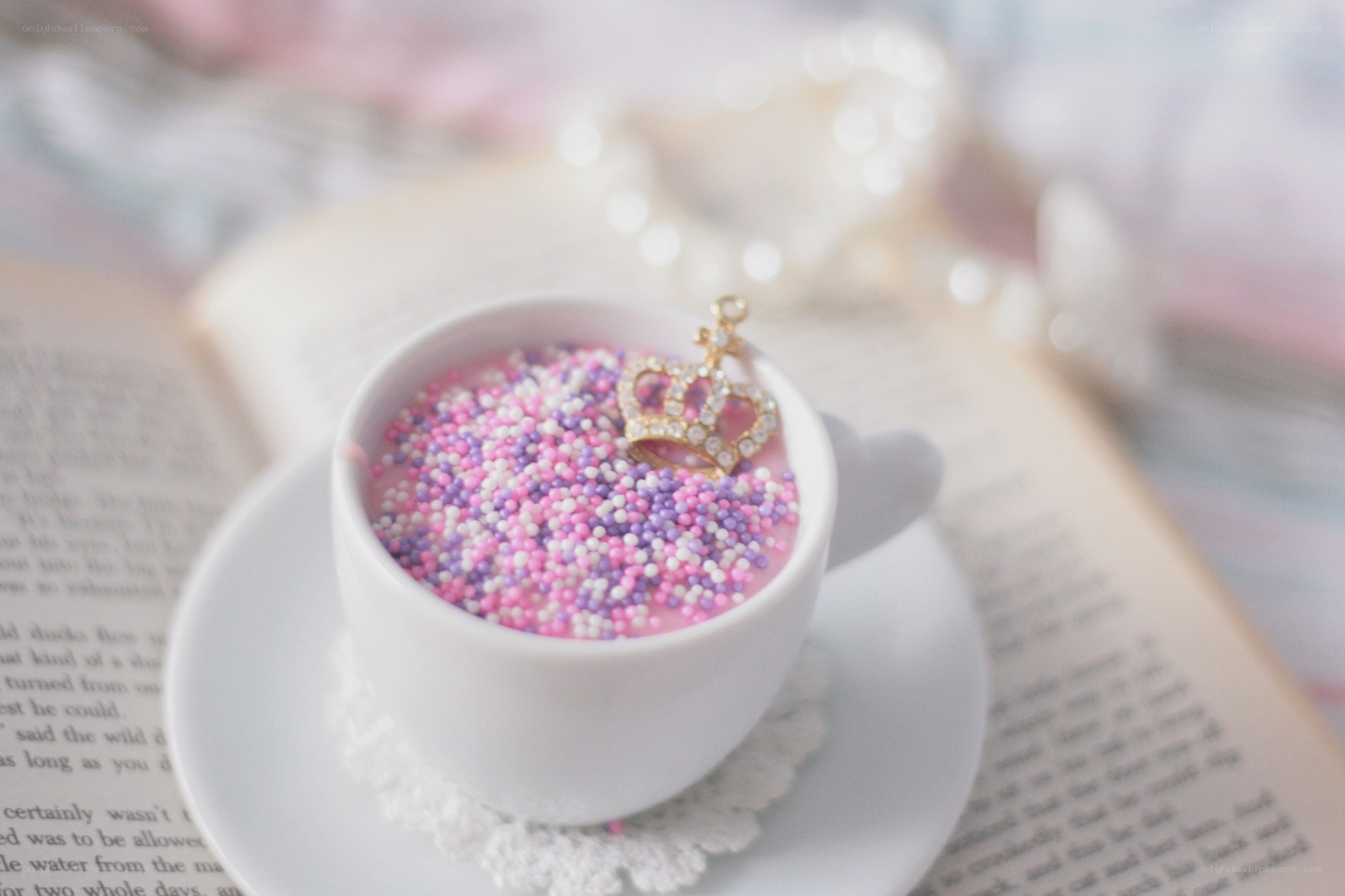 crown on sprinkles cup