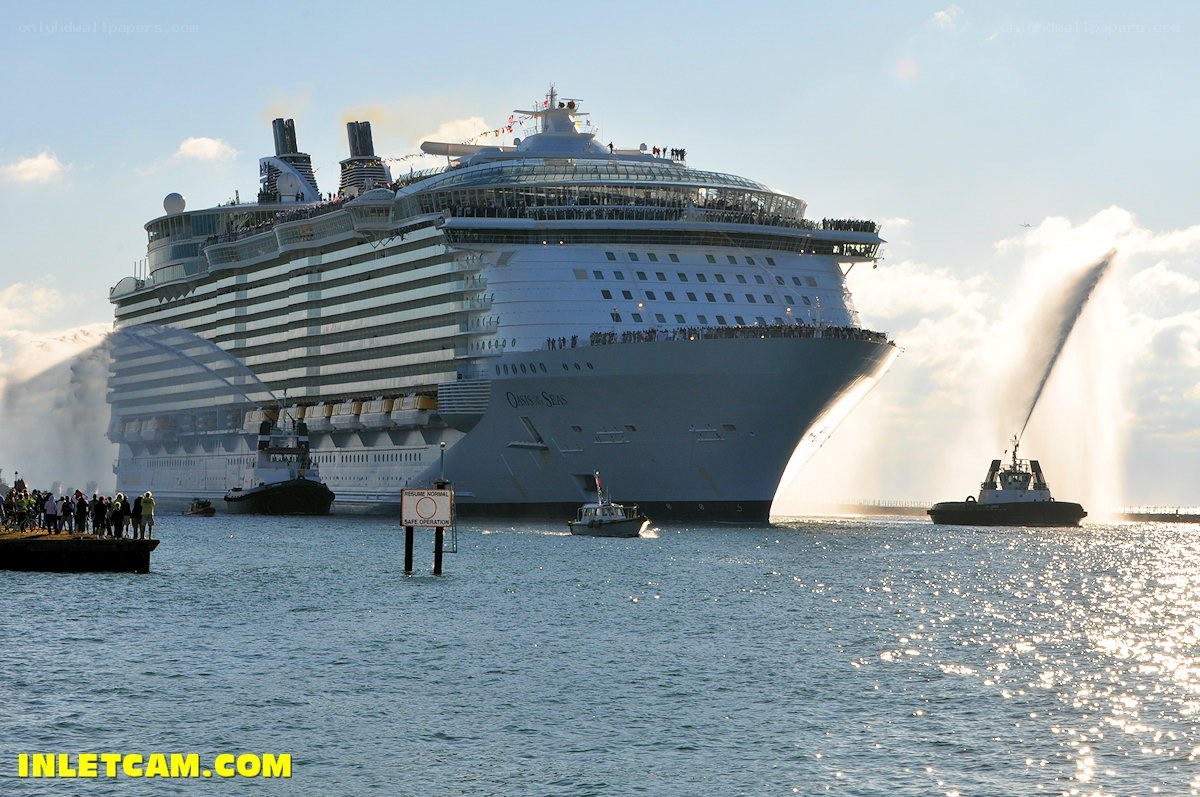 Cruise ship arrival ceremony