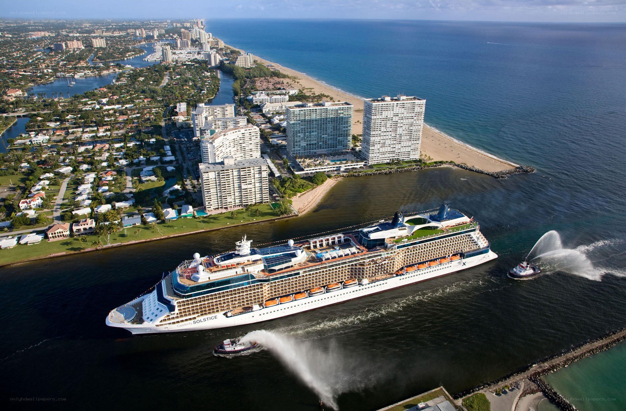Cruise ship entering port