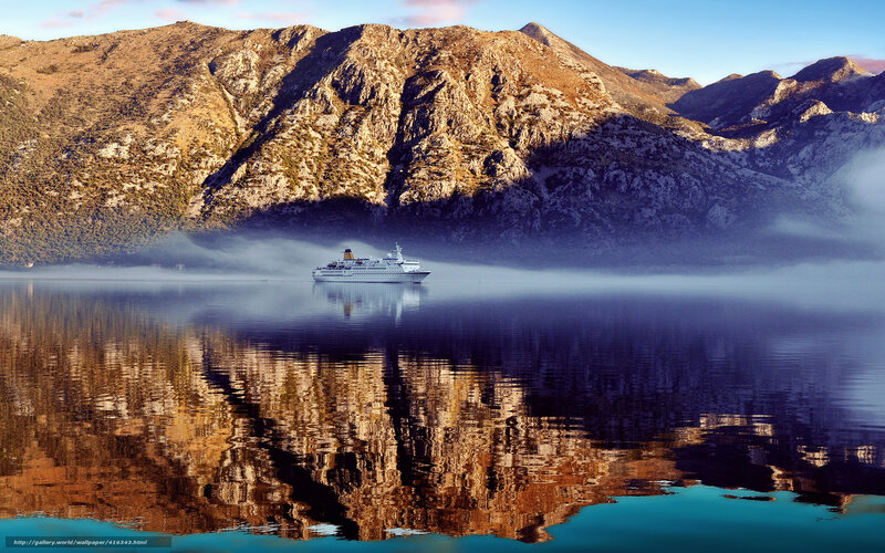 Cruise ship in mountain bay