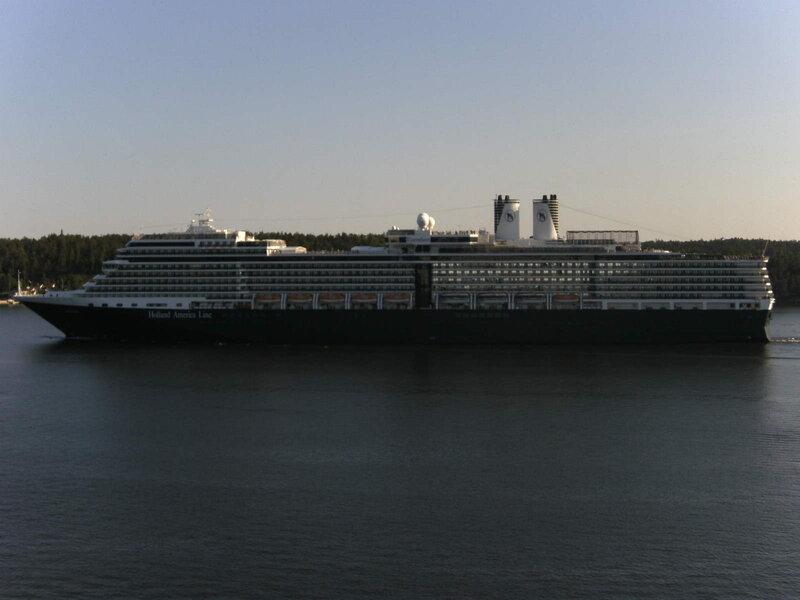 Cruise Ship on Water — Black