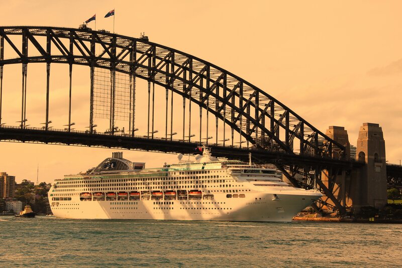 Cruise ship under Sydney Harbour Bridge