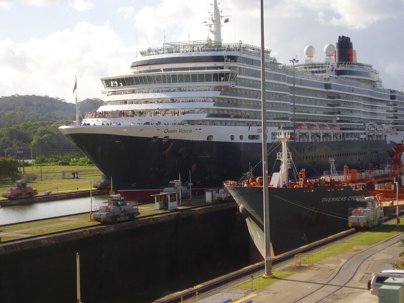 Cruise ships in Panama Canal