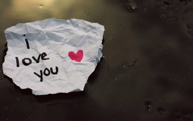 Crumpled Paper Note — White
