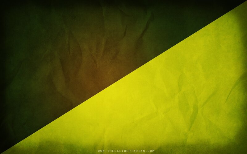 Crumpled Paper Texture — Green