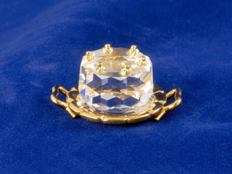 Crystal Cake Brooch
