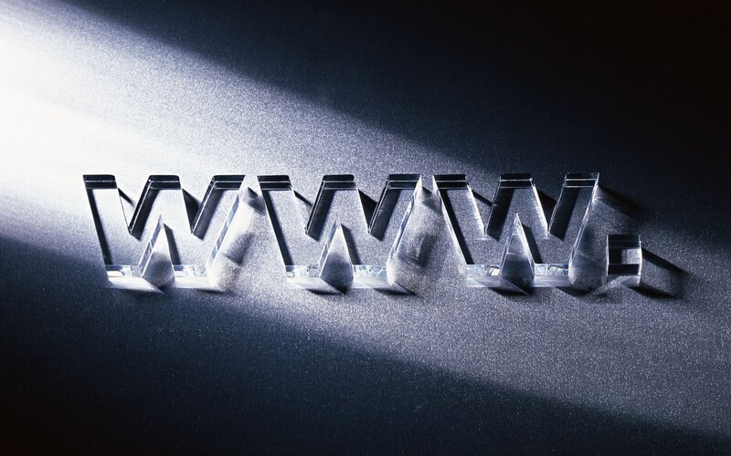 Crystal WWW letters in spotlight