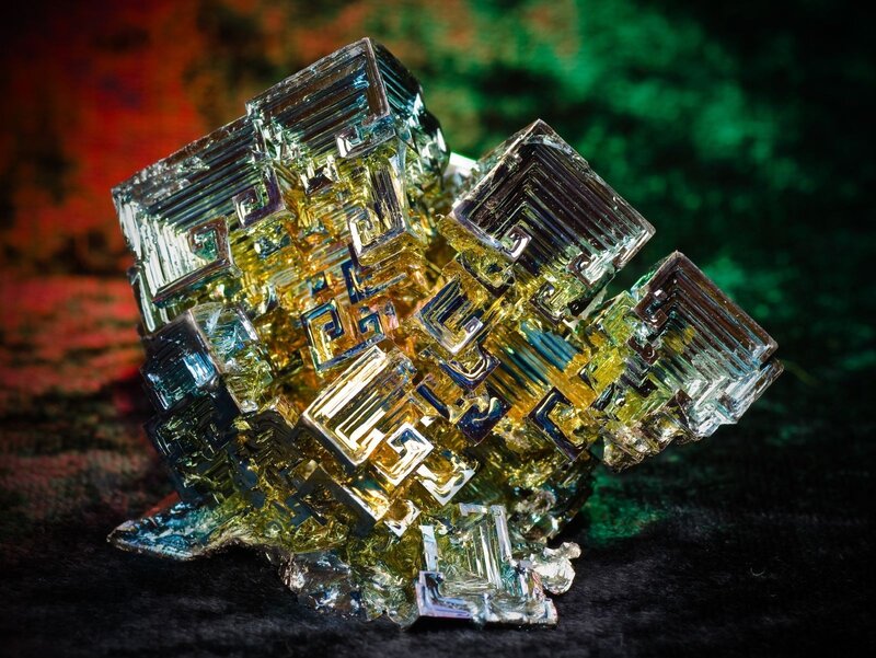 Crystalline Bismuth Structure — Yellow