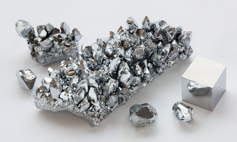 crystalline metal specimens
