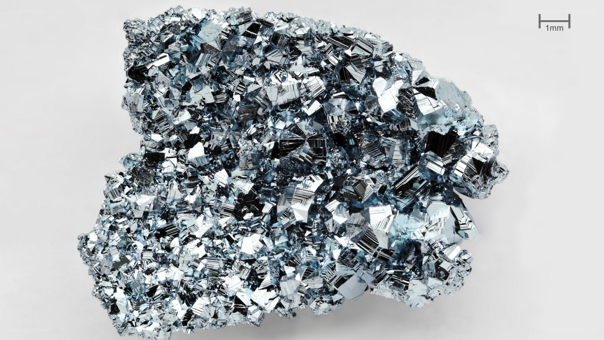 crystalline mineral cluster