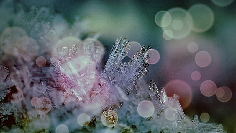 Crystalline Structures — White