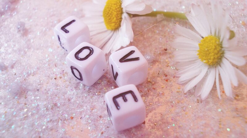 Cubes Spelling Love — Pink, Sweet