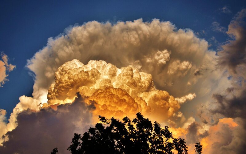 Cumulonimbus Cloud Formation — Blue