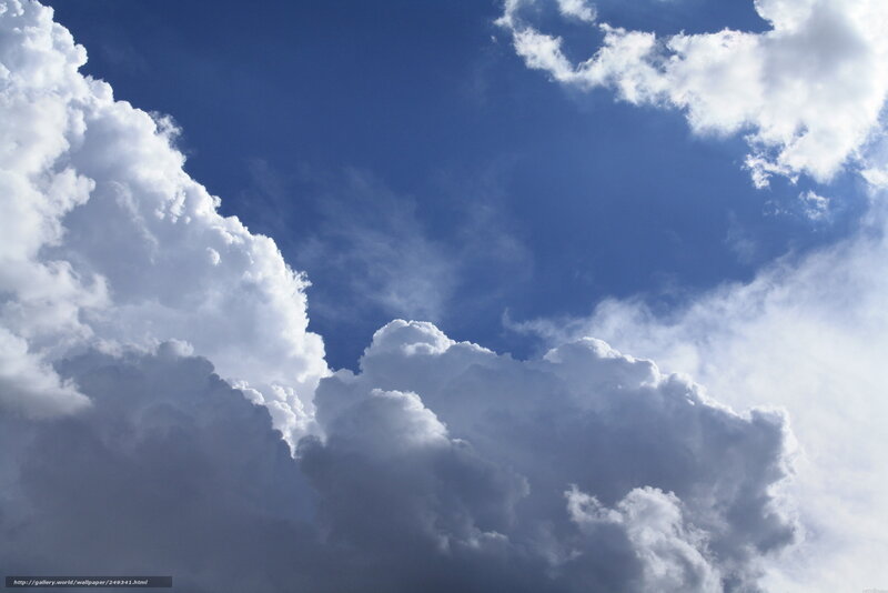 Cumulus Clouds in Blue Sky — Dramatic