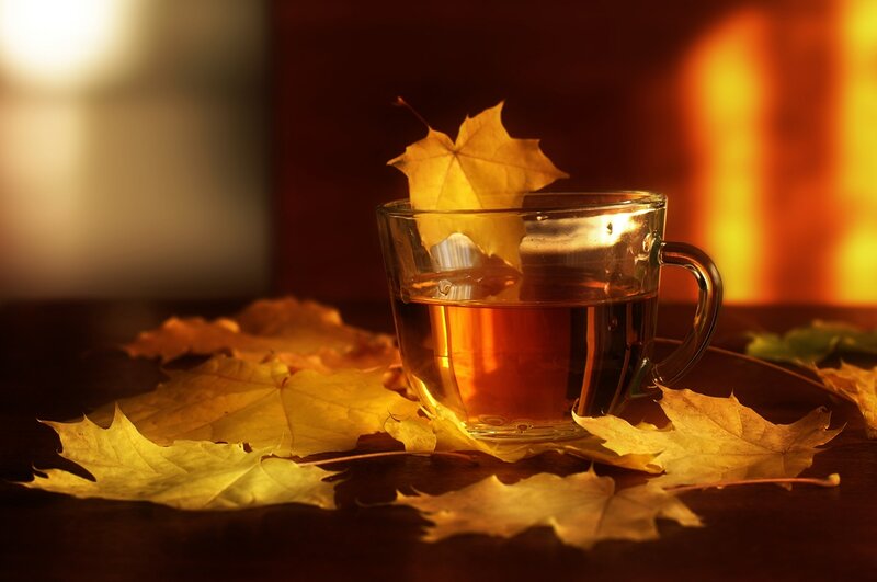 Cup of Tea with Leaves — Yellow