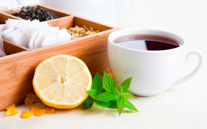 Cup of Tea with Lemon — White