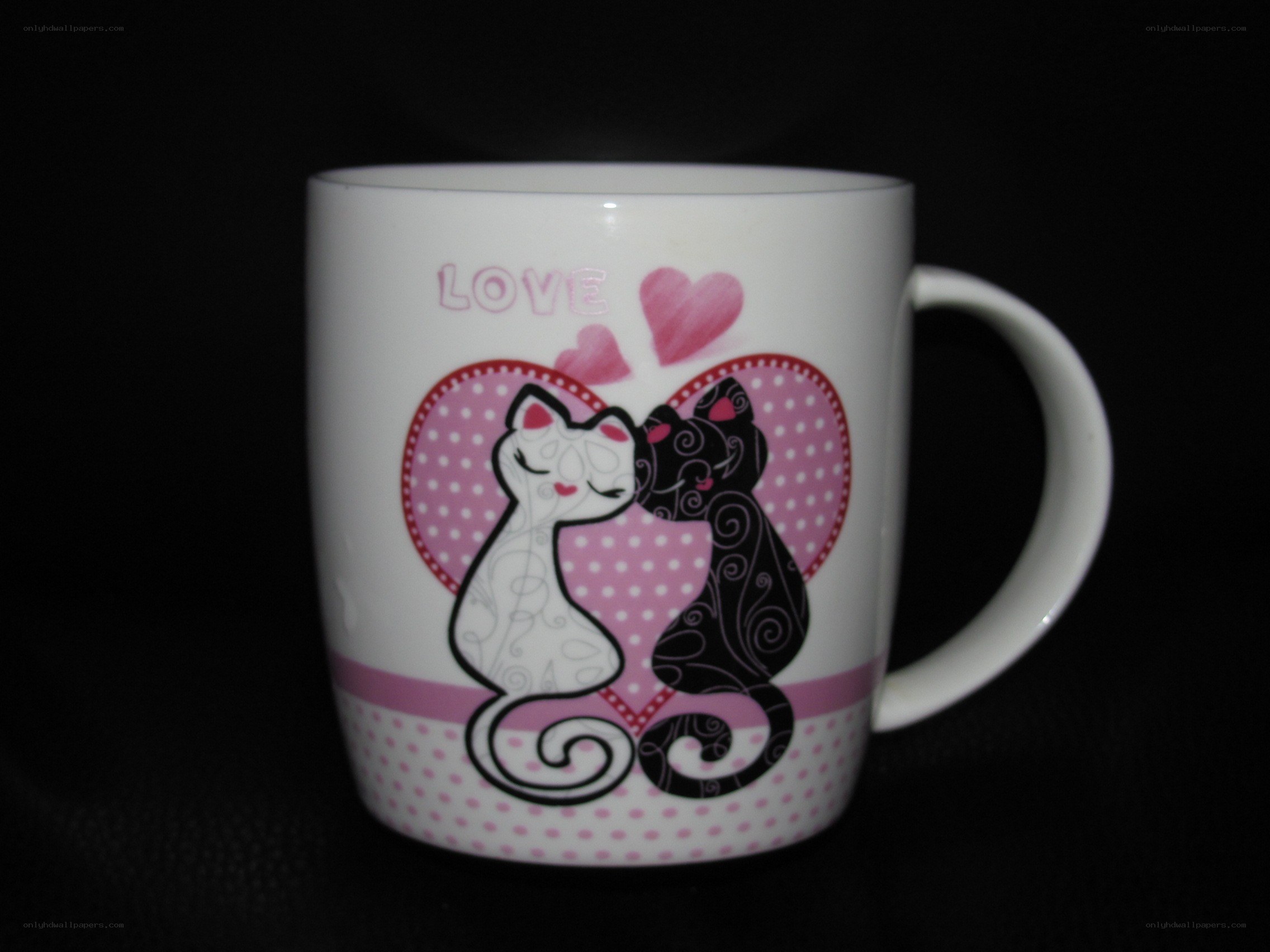 Cup with cats and hearts