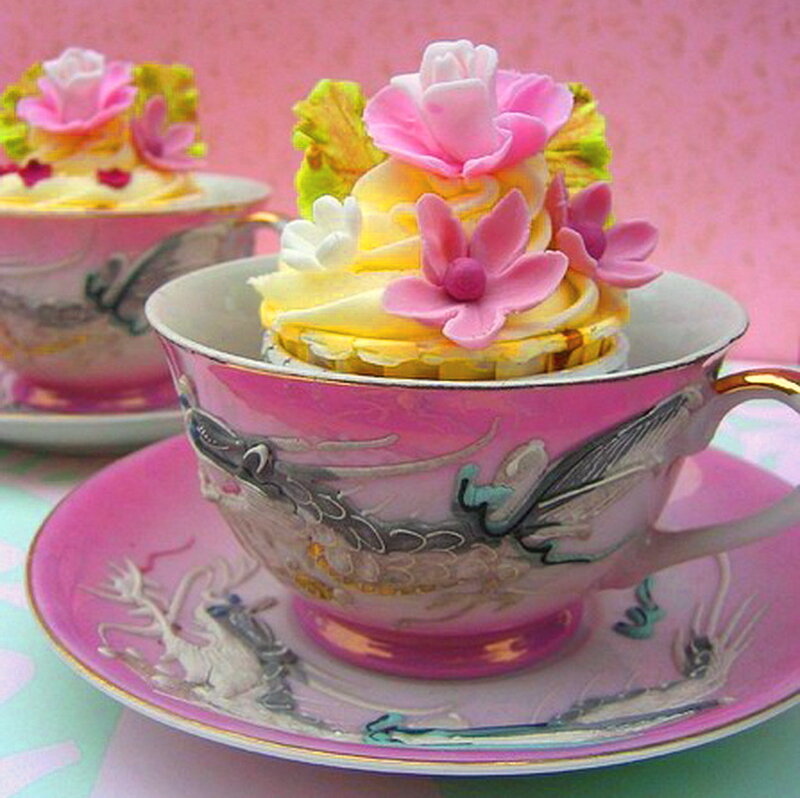 Cupcake in Teacup