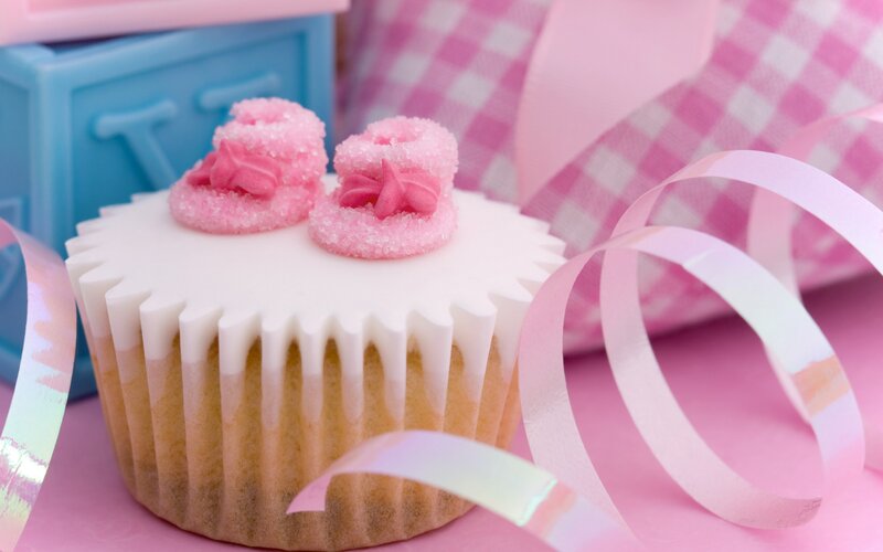 Cupcake with Baby Shoes — Pink