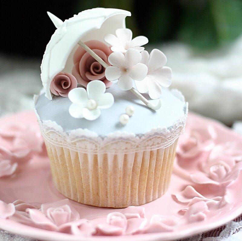 Cupcake with Floral Decoration