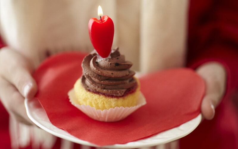 Cupcake with Heart Candle