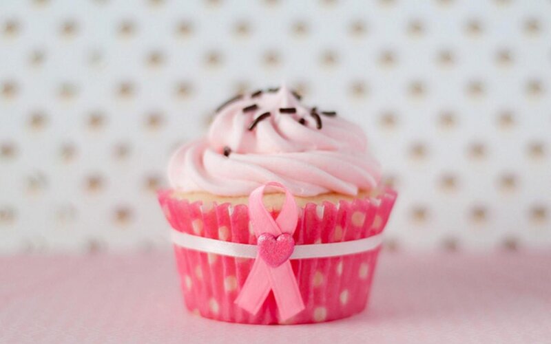 Cupcake with Pink Ribbon — Calm