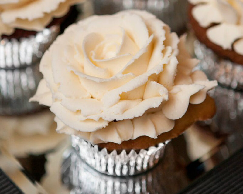 Cupcake with Rose Frosting