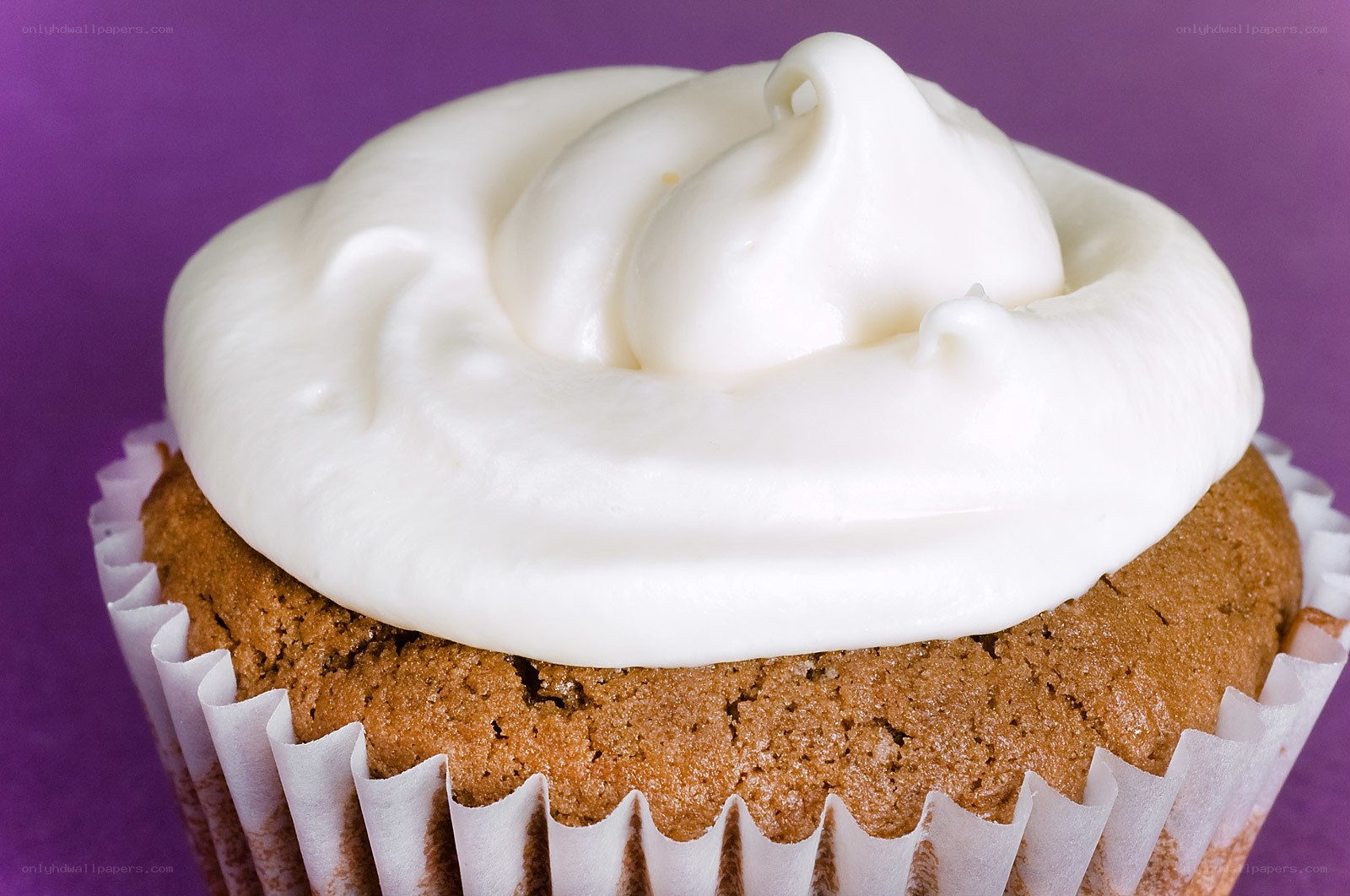 cupcake with white frosting