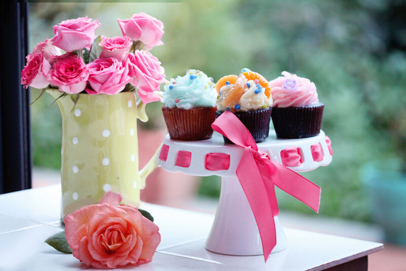 Cupcakes and Roses on Table