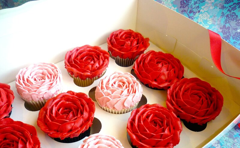 Cupcakes in a Box — Red