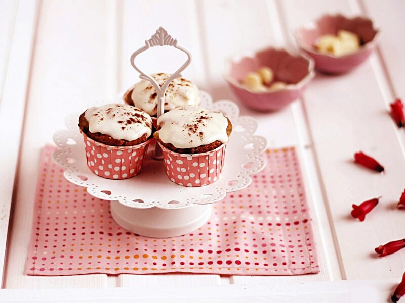 Cupcakes on a Stand — Pink, Sweet