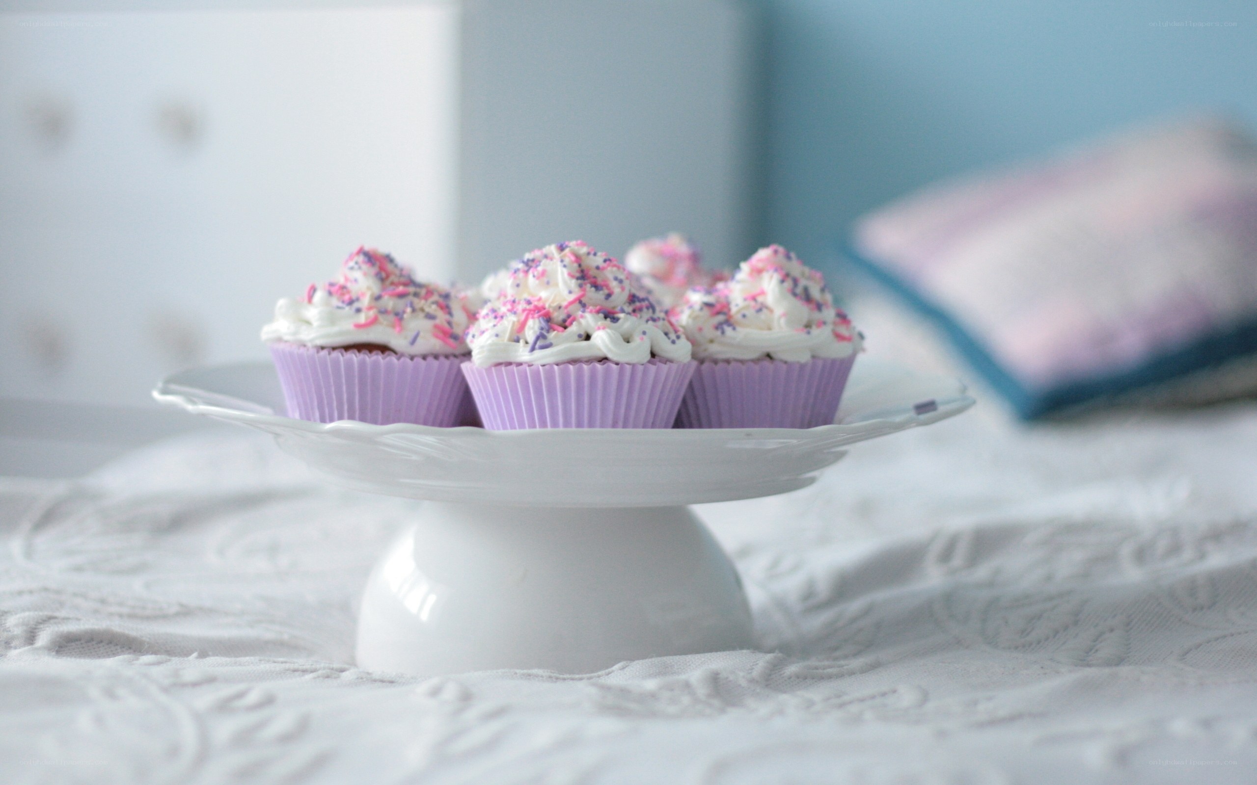 Cupcakes on a white stand