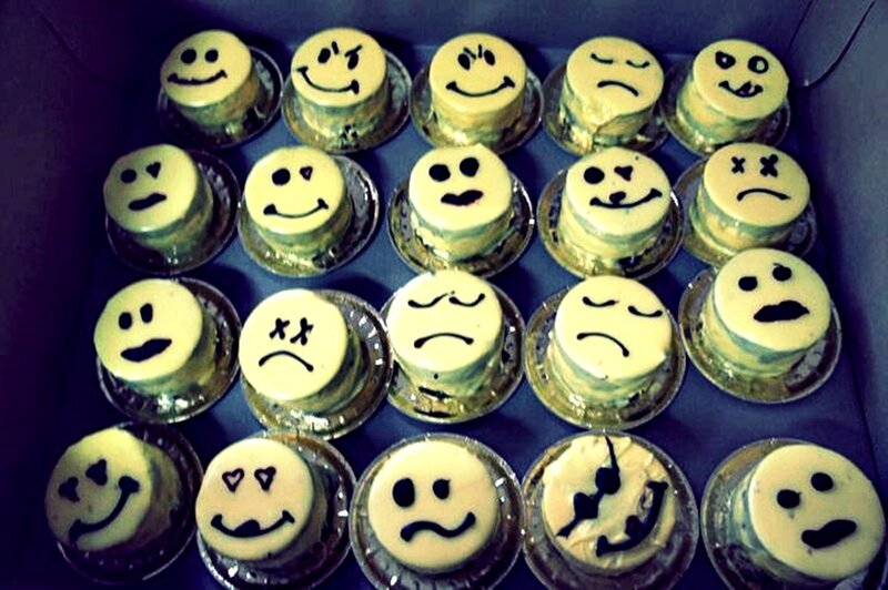 Cupcakes with Faces