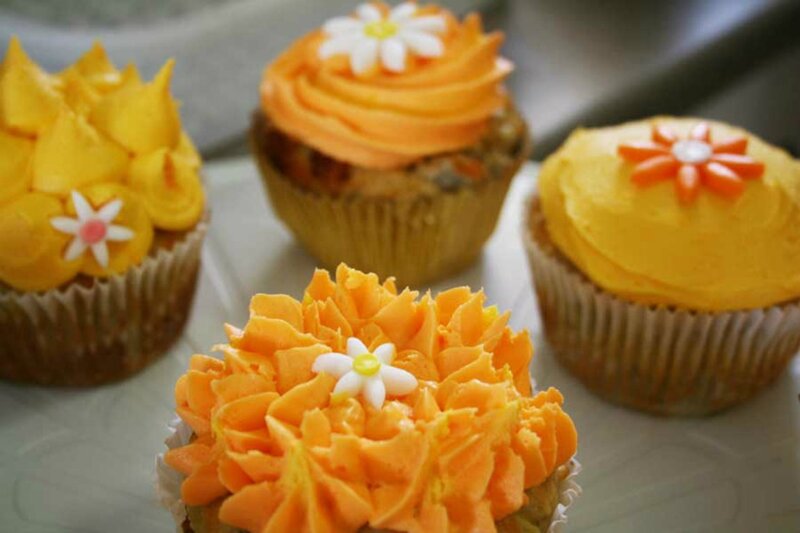 Cupcakes with Floral Frosting