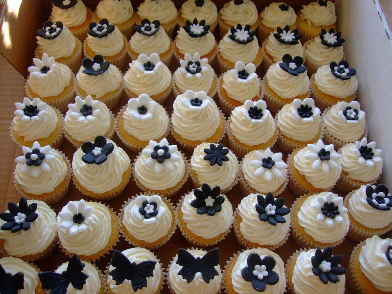 Cupcakes with Flower Decorations — White