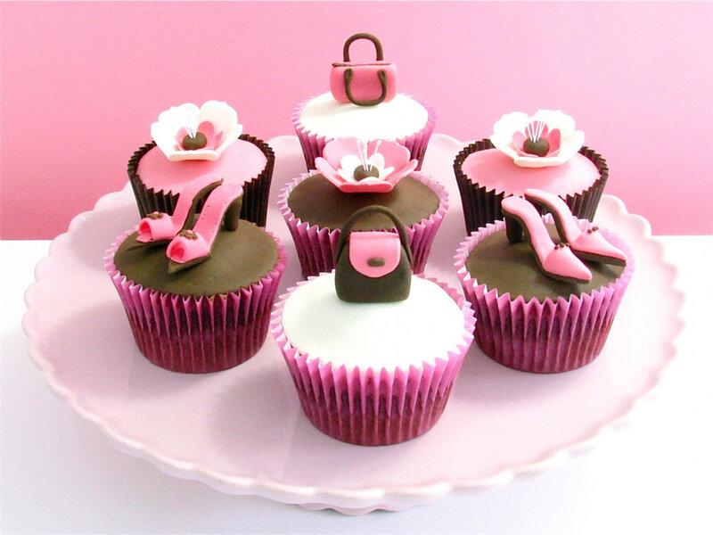 Cupcakes with Fondant Decorations